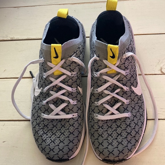 Nike Shoes - Nike METCON woman’s 9